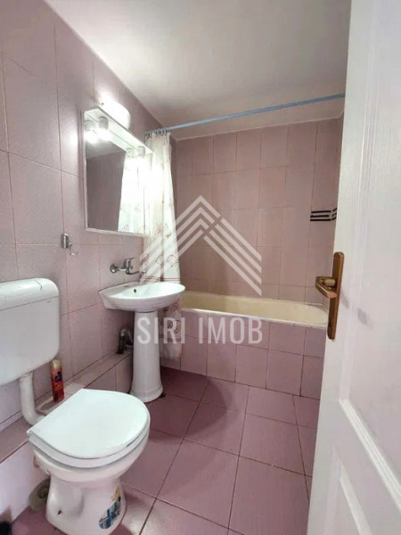 Apartament semicentral cu 2 camere