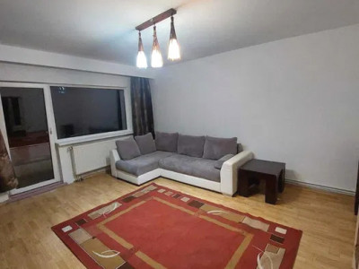 Apartament semicentral cu 2 camere