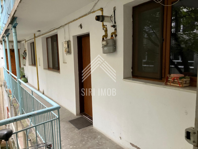 Apartament semicentral cu 2 camere, zona Horea