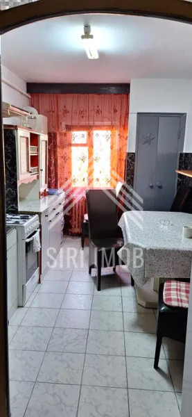 Apartament cu 4 camere decomandate si parcare in Manastur