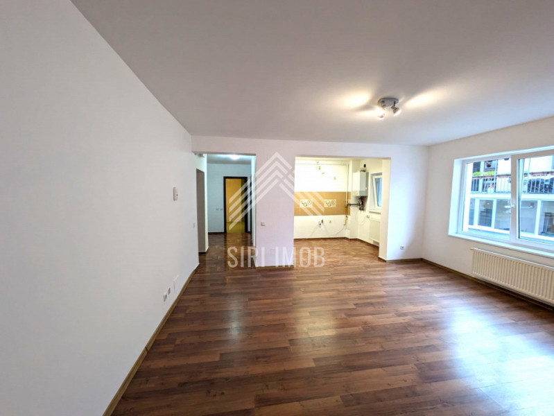 Apartament spatios cu 2 camere in zona Vivo mall