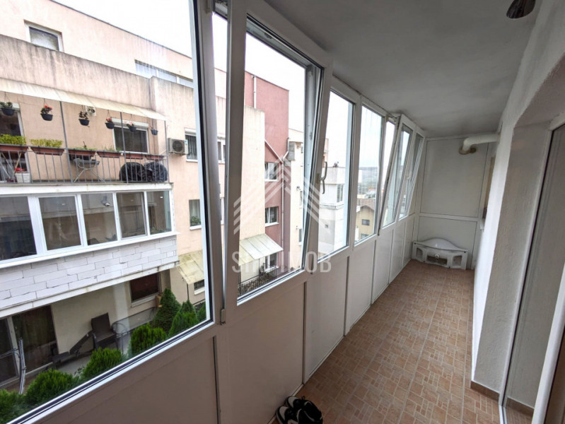 Apartament spatios cu 2 camere in zona Vivo mall