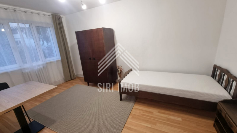 Apartament cu 4 camere decomandate si balcon la prima inchiriere in Manastur