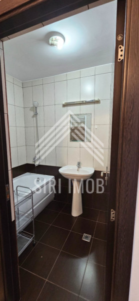 Apartament cu 2 camere si parcare recent renovat in Buna Ziua