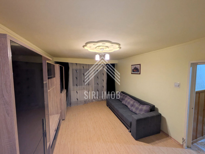 Apartament cu 2 camere decomandate si parcare in zona Intre Lacuri