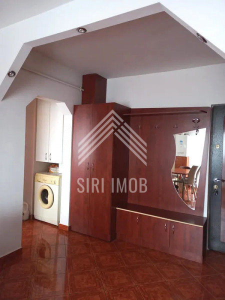 Apartament spatios cu 2 camere si balcon generos in Marasti