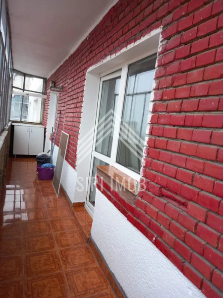 Apartament spatios cu 2 camere si balcon generos in Marasti