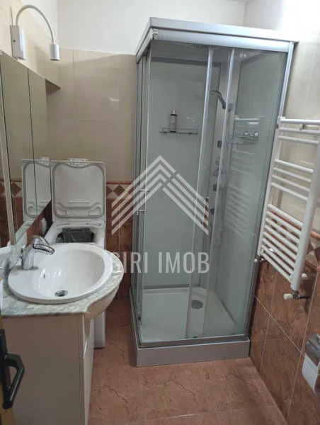 Apartament central cu 2 camere si balcon in Piata Mihai Viteazul