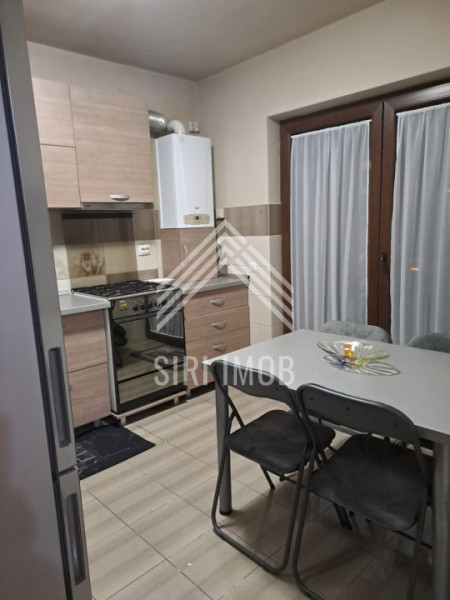 Apartament cu 2 camere, balcon si parcare in zona Intre Lacuri