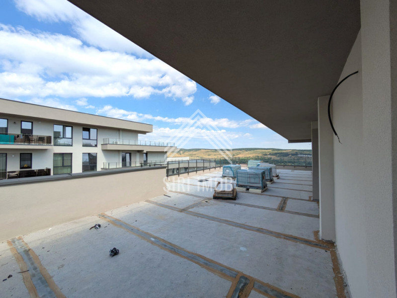 Apartament cu 3 camere, balcon si terasa in ansamblu rezidential nou, zona Vivo