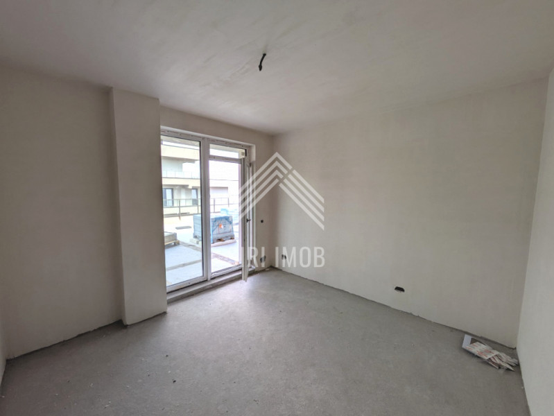 Apartament cu 3 camere, balcon si terasa in ansamblu rezidential nou, zona Vivo