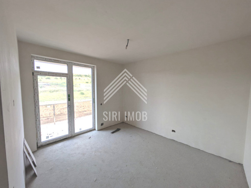 Apartament cu 3 camere, balcon si terasa in ansamblu rezidential nou, zona Vivo