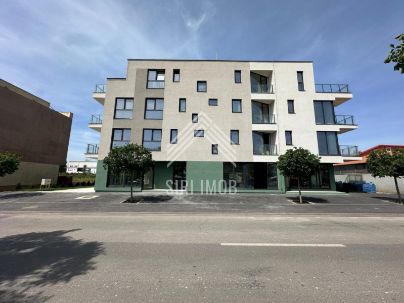 Spatiu comercial, vizibilitate excelenta, posibilitati multiple de amenajare