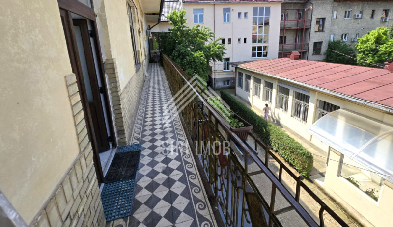 Apartament central cu 3 camere, balcon si parcare, Calea Dorobantilor