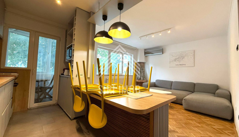 Apartament 3 camere, cart.Manastur, zona Big, parcare, boxa, balcon
