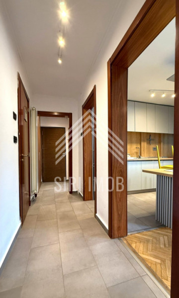 Apartament 3 camere, cart.Manastur, zona Big, parcare, boxa, balcon