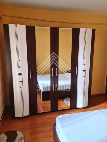 Apartament cu 3 camere decomandate, balcon si parcare in Marasti