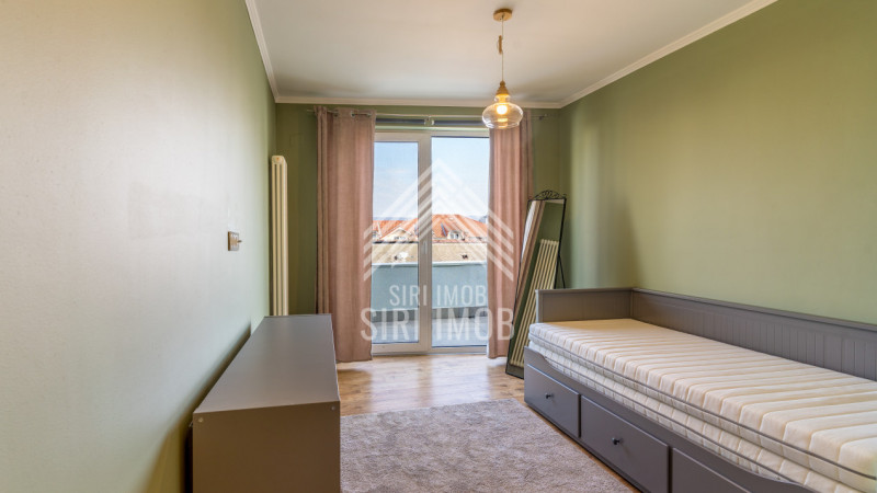 Apartament semicentral ultrafinisat cu 3 camere, 2 balcoane si parcare subterana