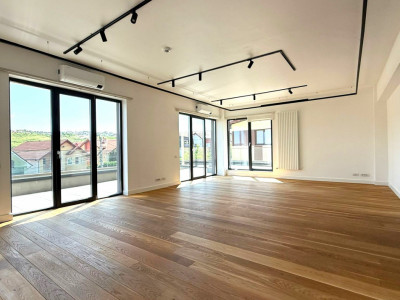 Spatiu birou 80mp, cart.Manastur, str.Campului, parcare, terasa, aer conditionat