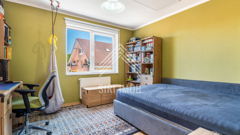 Apartament 3 camere,cart.Manastur,str.Dimitrie Gusti, 2 bai,garaj,parcare,terasa