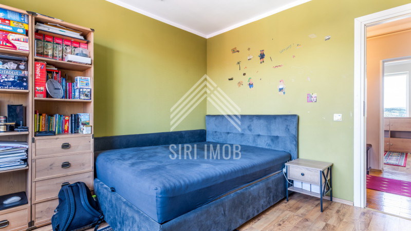 Apartament 3 camere,cart.Manastur,str.Dimitrie Gusti, 2 bai,garaj,parcare,terasa