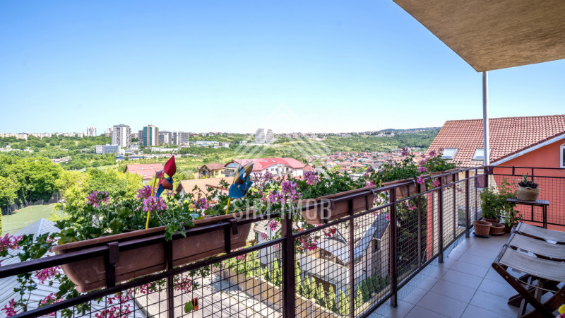 Apartament 3 camere,cart.Manastur,str.Dimitrie Gusti, 2 bai,garaj,parcare,terasa