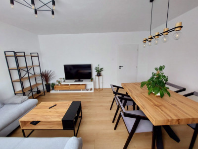 Apartament ultrafinisat, 3 camere decomandate si balcon in Manastur, zona USAMV