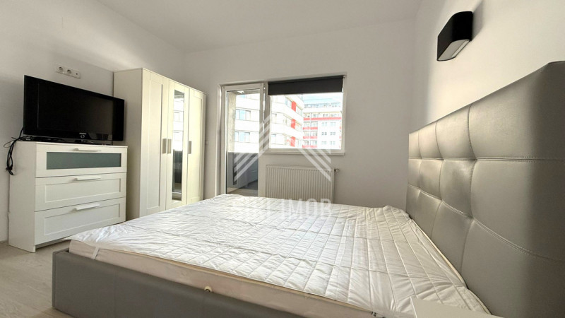 Apartament 2 camere, Floresti, zona BMW, str.Avram Iancu, balcon, parcare