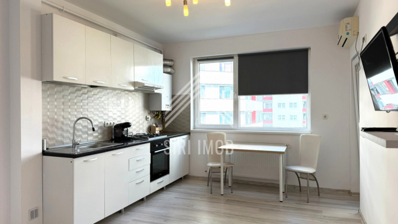 Apartament 2 camere, Floresti, zona BMW, str.Avram Iancu, balcon, parcare