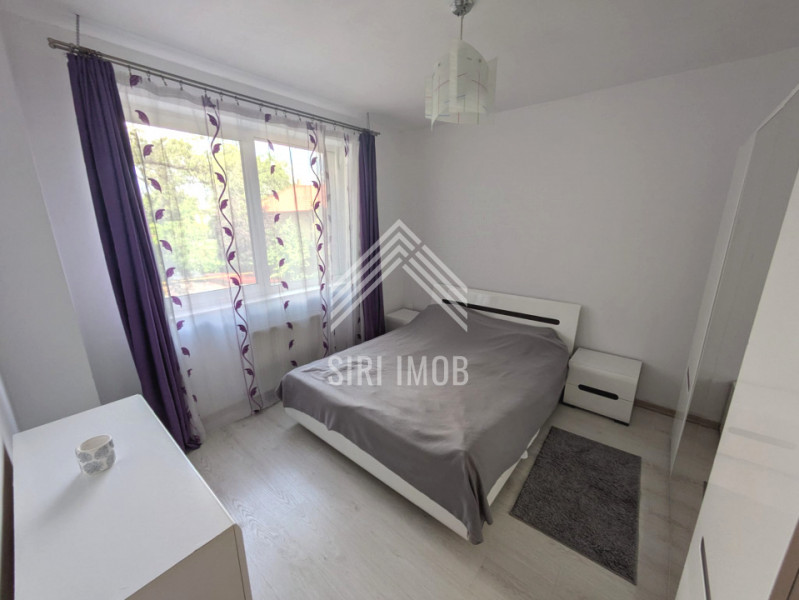 Apartament spatios cu 2 camere decomandate in centru, Pta. Mihai Viteazul