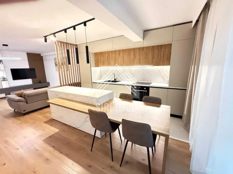 Apartament elegant cu 2 camere, pacare subterana si 2 balcoane in Gheorgheni