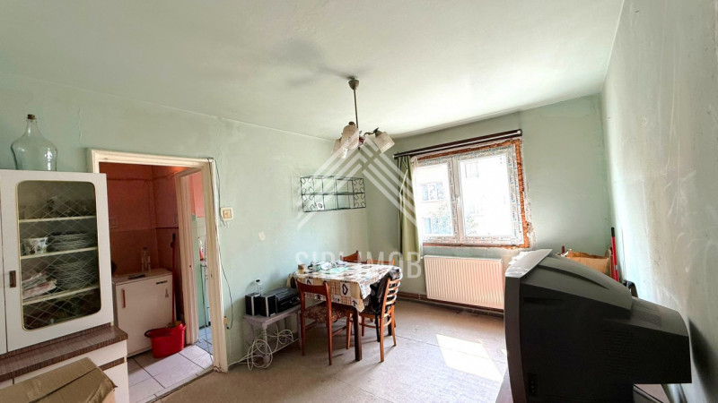 Apartament 2 camere, cartier.Manastur, zona Sirena, etaj intermediar