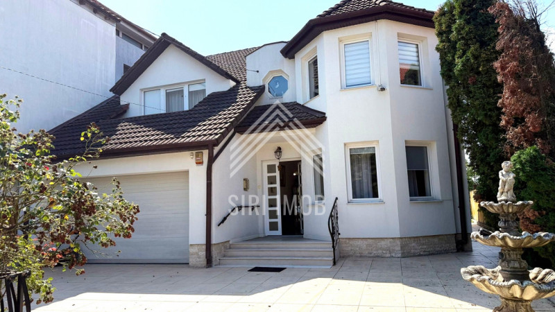 Casa individiala 5 camere,cartier Gruia,4 parcari,3 bai,teren 700mp,pet friendly