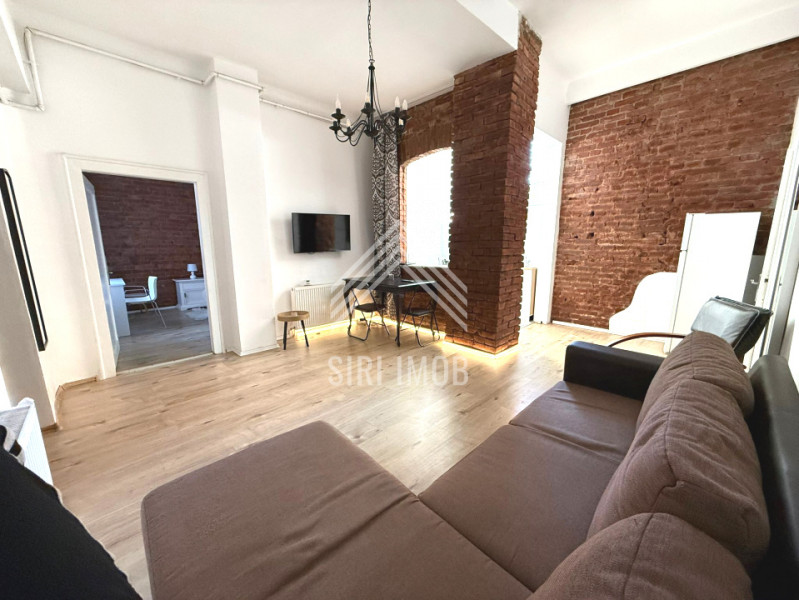 Apartament ultracentral cu 2 camere, curte si parcare, petfriendly
