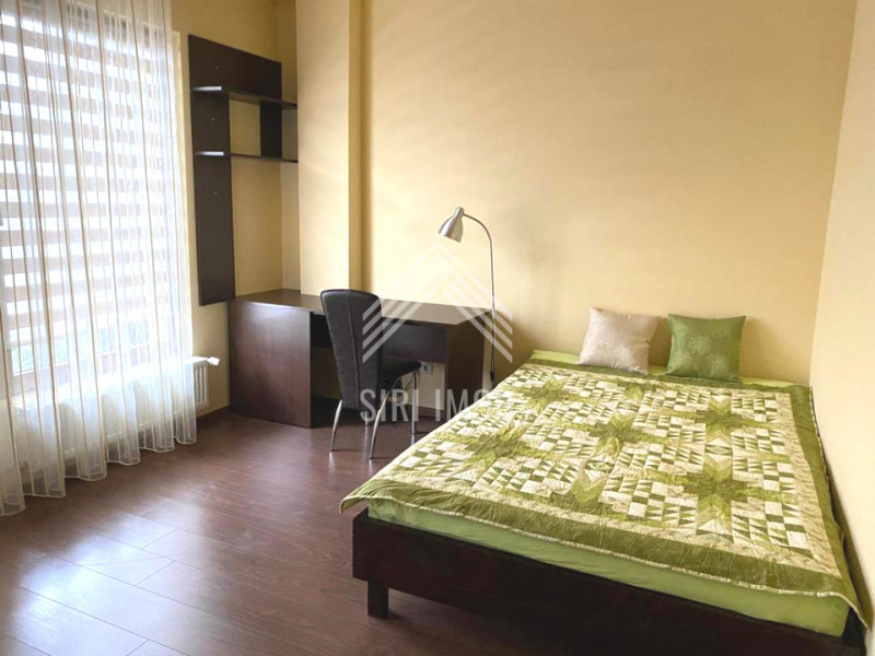 Apartament spatios cu 3 camere si 2 balcoane in Zorilor, zona UMF