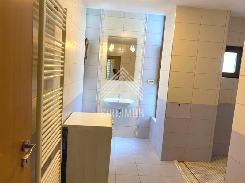 Apartament spatios cu 3 camere si 2 balcoane in Zorilor, zona UMF