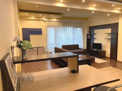 Apartament spatios cu 3 camere si 2 balcoane in Zorilor, zona UMF