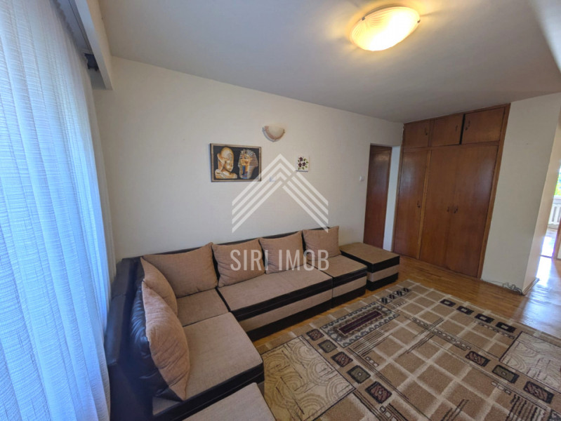 Apartament cu 4 camere, 2 balcoane si parcare in Zorilor, zona UMF