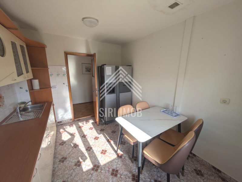 Apartament cu 4 camere, 2 balcoane si parcare in Zorilor, zona UMF