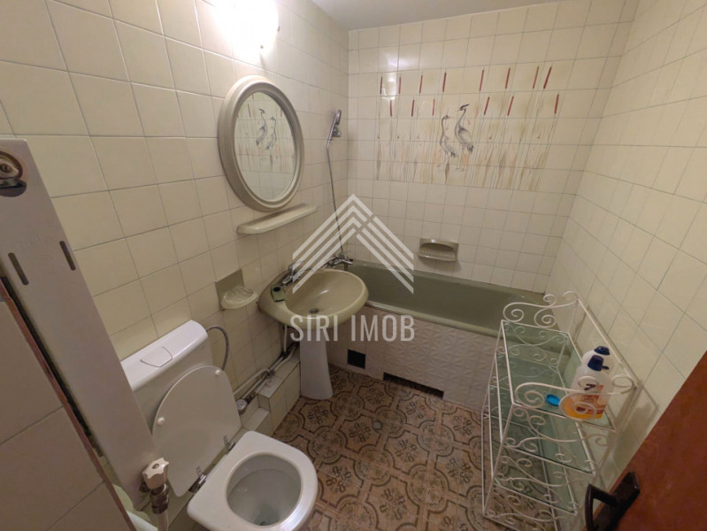 Apartament cu 4 camere, 2 balcoane si parcare in Zorilor, zona UMF