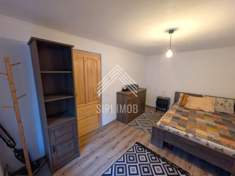 Apartaent ultracentral cu o camera, curte si parcare