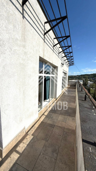 Apartament 2 camere, calea Baciului, str.Jupiter, parcare, terasa 