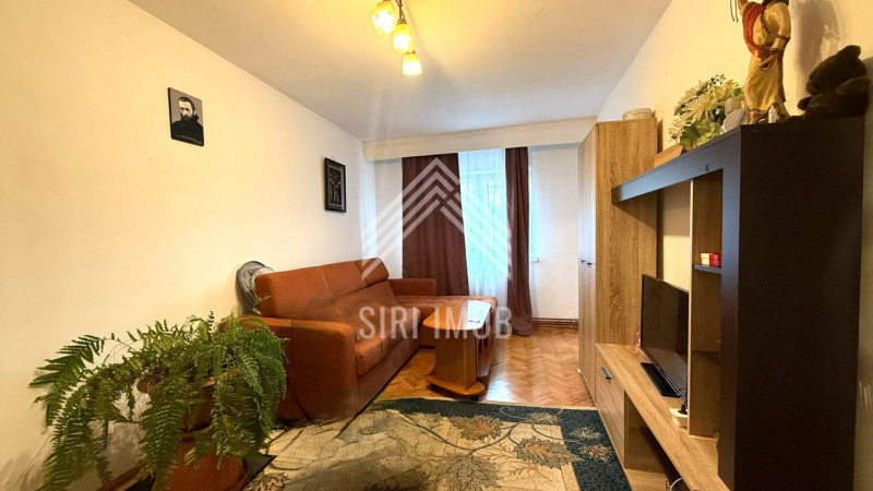 Apartament 4 camere, cart.Gheorgheni, str.N.Pascaly, parcare, balcon