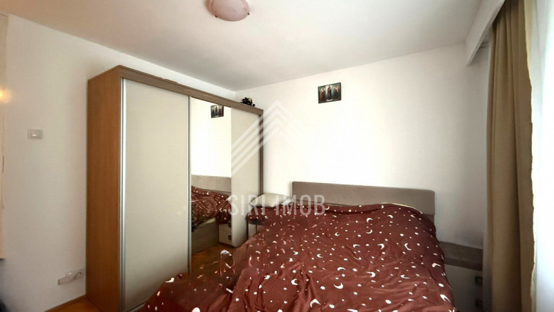 Apartament 4 camere, cart.Gheorgheni, str.N.Pascaly, parcare, balcon