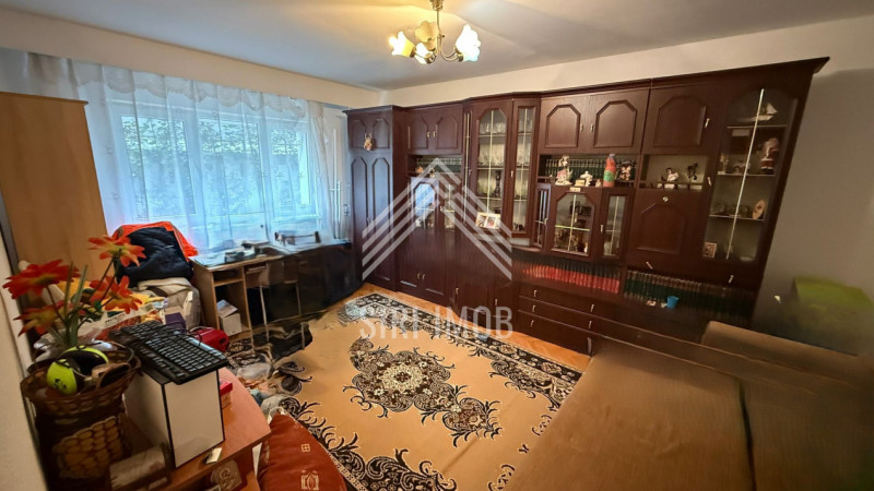 Apartament 4 camere, cart.Gheorgheni, str.N.Pascaly, parcare, balcon