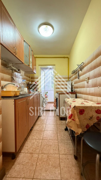 Apartament 2 camere, cart.Manastur, zona Big, DECOMANDAT, balcon, beci