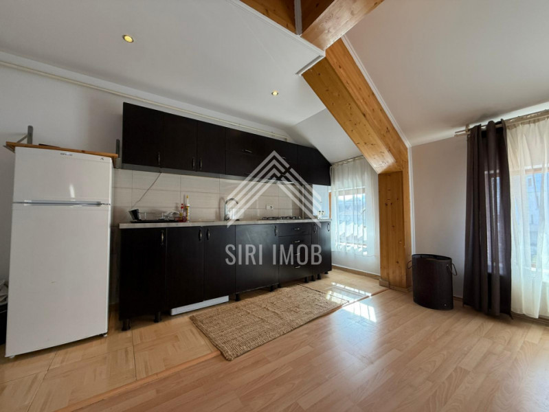Apartament cu 2 camere, scara interioara si balcon in Zorilor
