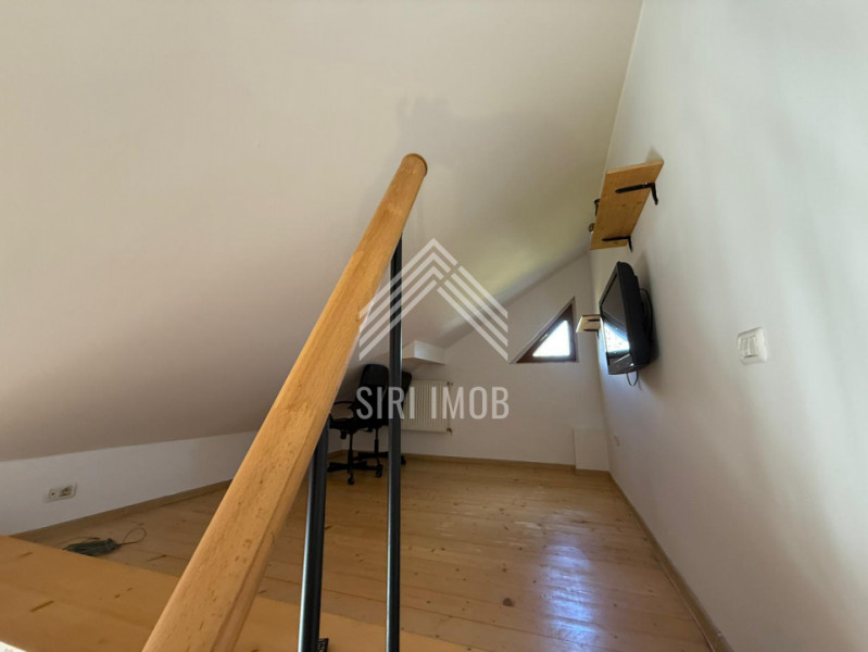 Apartament cu 2 camere, scara interioara si balcon in Zorilor