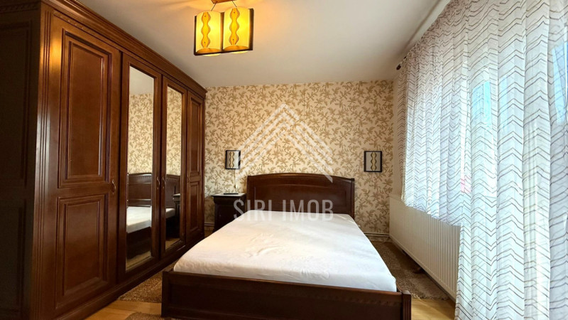 Apartament 4 camere,Manastur,str.Calea Manastur,parcare,balcon,2 bai