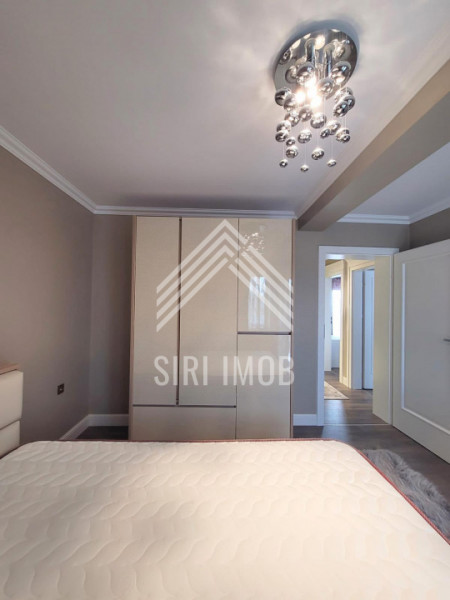 Casa deosebita cu 4 camere, terasa, jacuzzi si parcare in zona Voronet